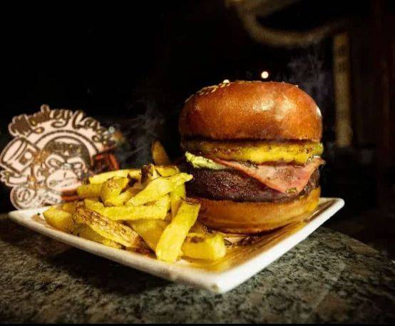 Hamburguesa Hawaiana